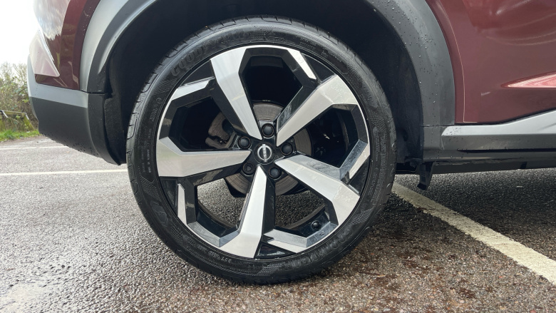 Nissan Juke 1.0 DiG-T 114 Tekna 5dr DCT Petrol Hatchback